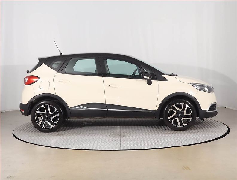 Renault Captur (2015) 0.9 TCe, Serv.kniha, Navi - fotka 6 z 15