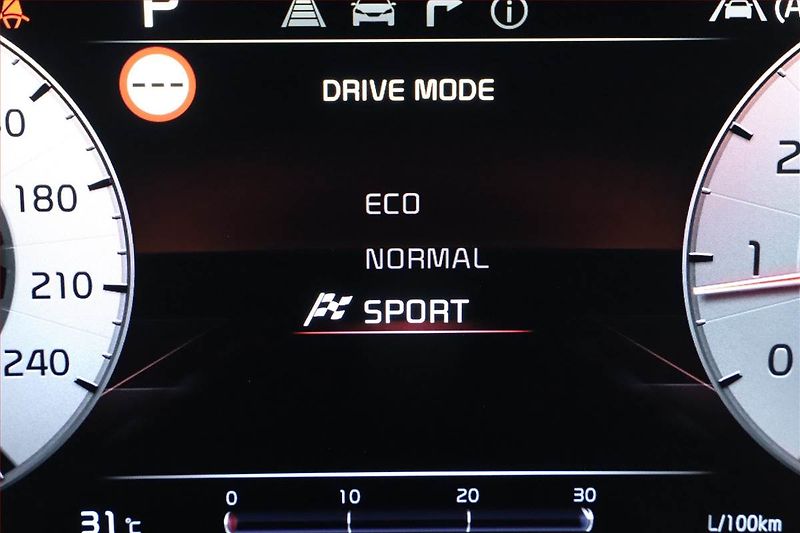 Kia Sportage (2023) 1.6 T-GDI - fotka 13 z 25
