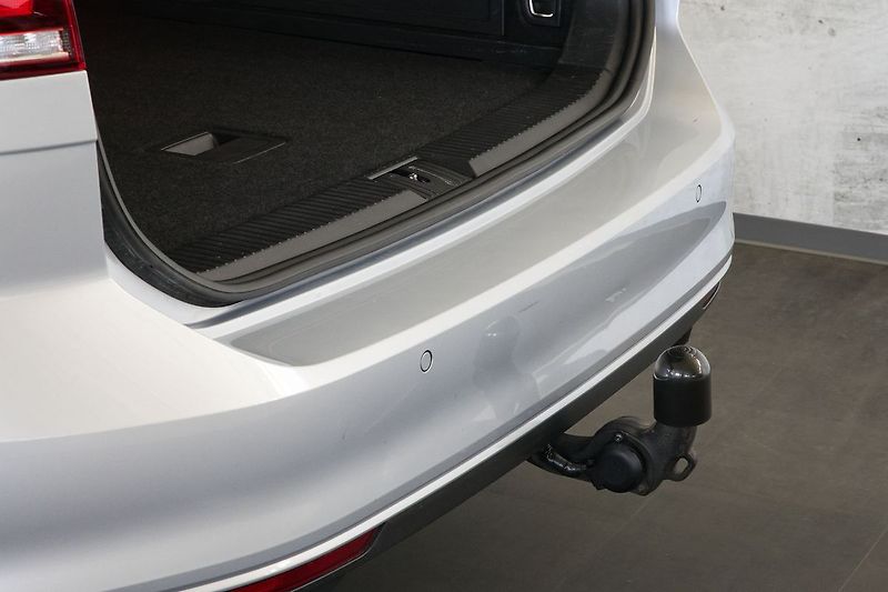 Volkswagen Passat 2.0TDI 110kW Webasto Pano Tažn - fotka 29 z 31