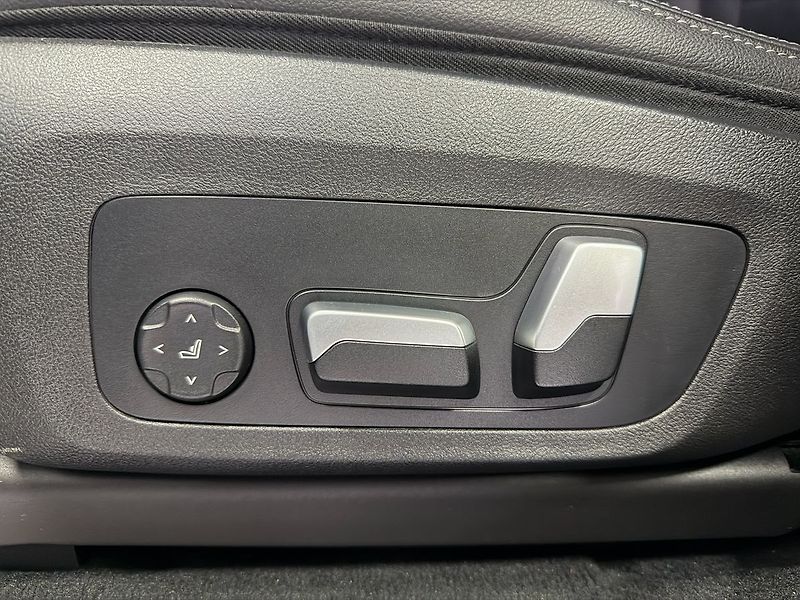 BMW X4 M40d xDrive M-PAKET, LED, HUD, - fotka 26 z 32