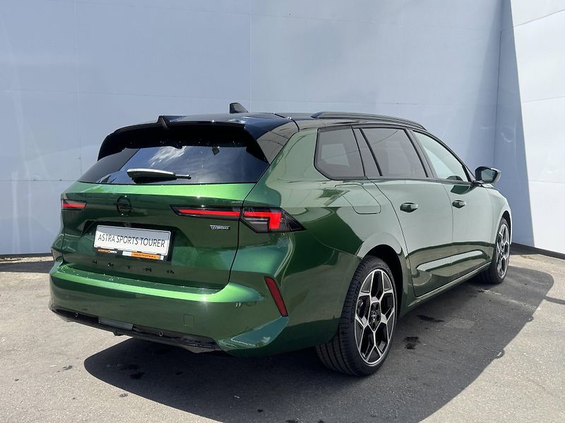 Opel Astra (2026) Ultimate eDCT6 1,2 TURBO - fotka 4 z 10