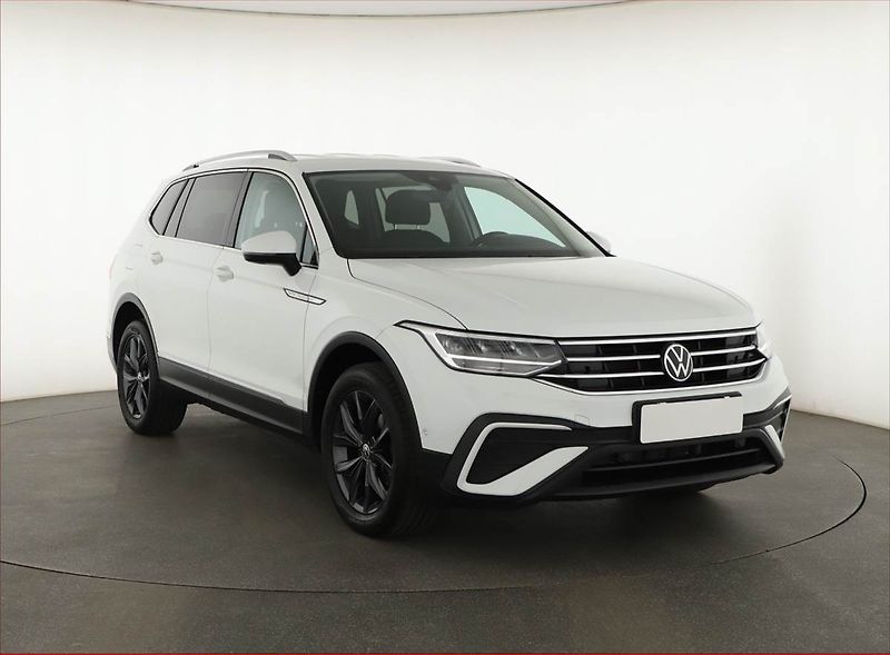 Volkswagen Tiguan Allspace (2023) Life 1.5 TSI - fotografie inzerátu