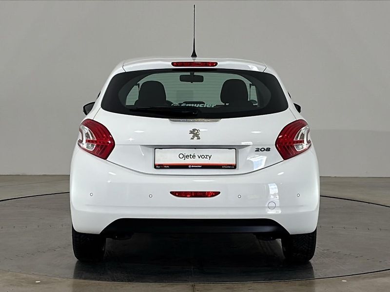 Peugeot 208 Hatchback 208 - fotka 17 z 25