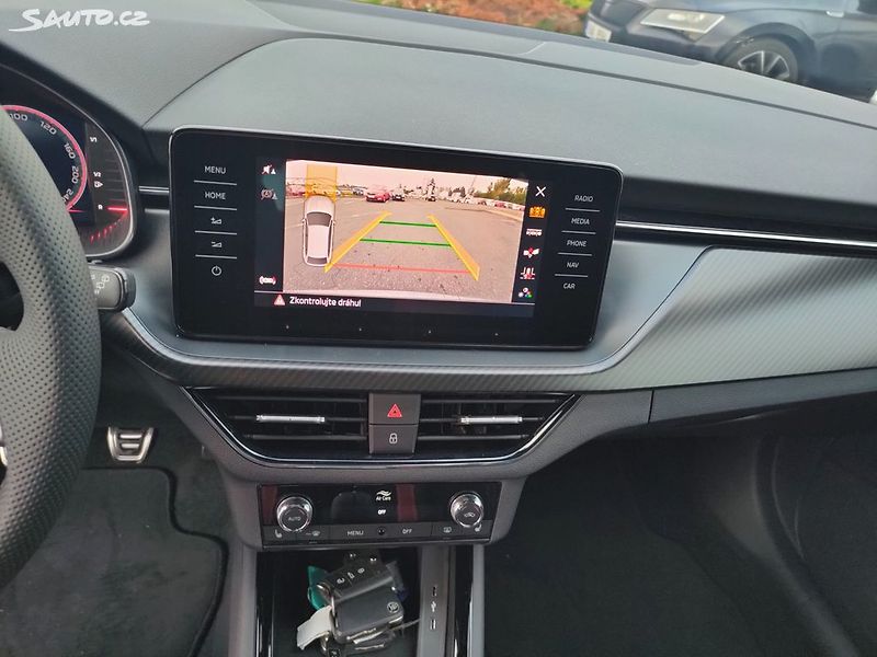 Škoda Scala Monte Carlo 1.5 TSI MAN - fotka 9 z 20