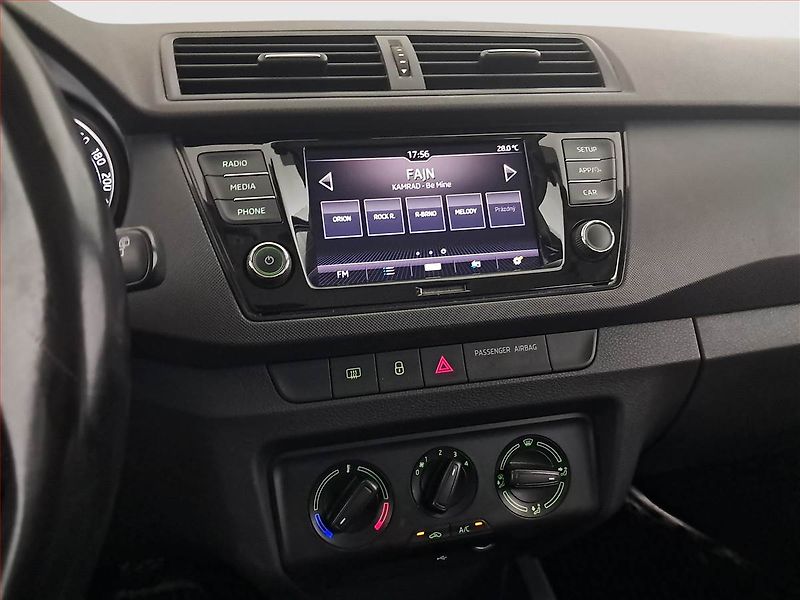 Škoda Fabia (2021) Ambition 1.0 TSI, ČR,1.maj - fotka 12 z 19