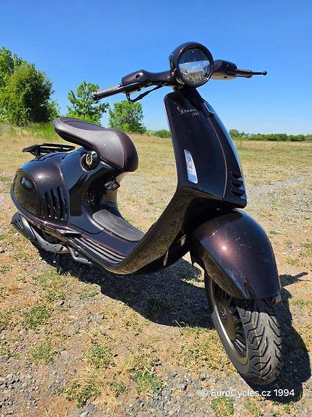 Vespa 946 (2026) 946 Horse - fotka 11 z 17