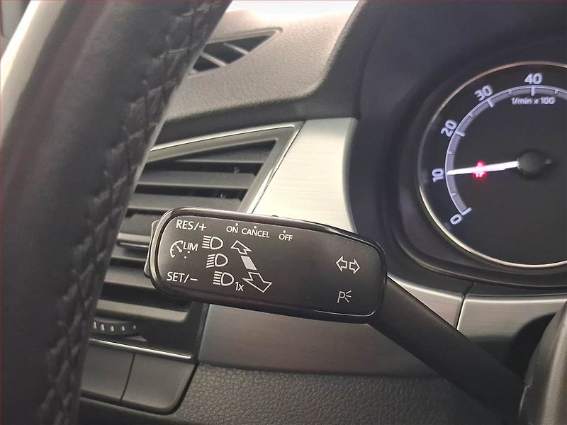 Škoda Fabia (2018) Ambition 1.0 TSI, Tempomat - fotka 16 z 19