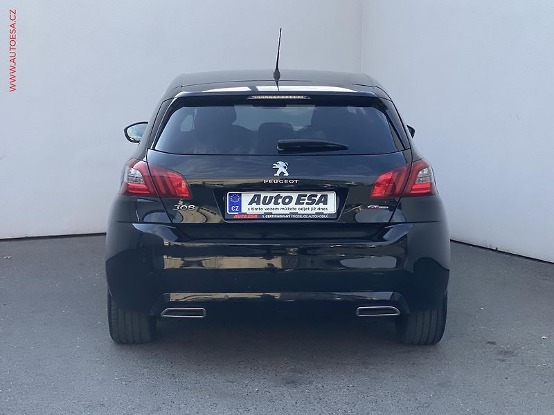 Peugeot 308 (2020) 1.2PT, ČR, GT Line, AT, LED - fotka 5 z 19