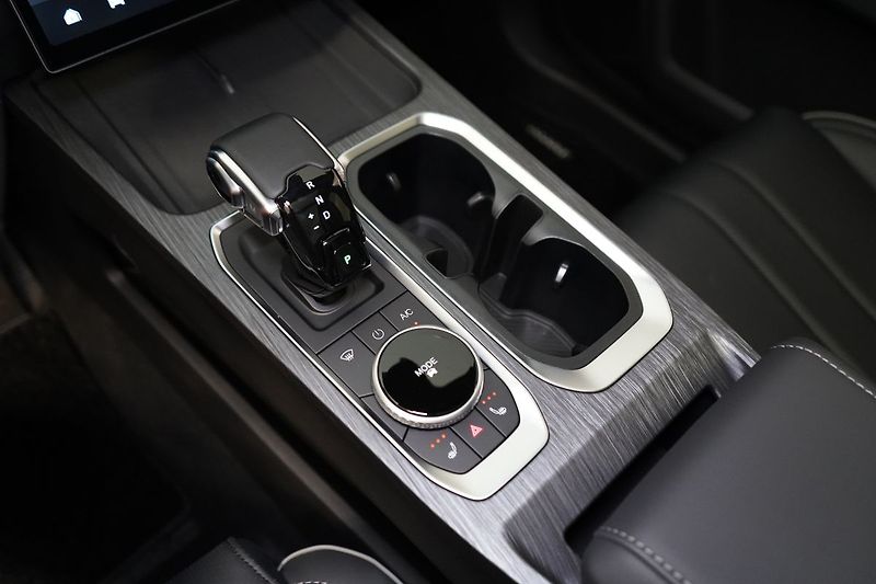 Jaecoo 7 1.6TGDI DCT AWD EXCLUSIVE - fotka 26 z 47