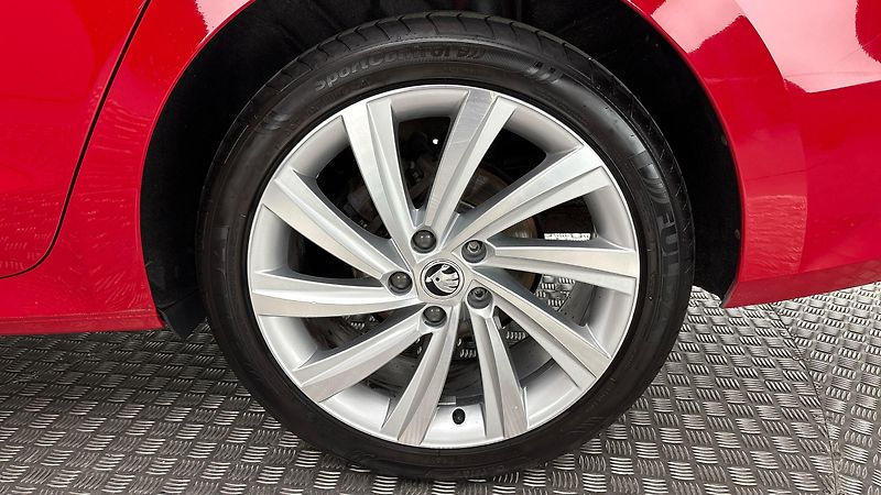 Škoda Octavia 2.0 TDI DSG Style - fotka 19 z 27
