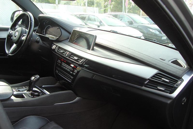 BMW X6 (2015) Xdrive,3.0d,M-Paket,ČR,1.Maj. - fotka 63 z 94
