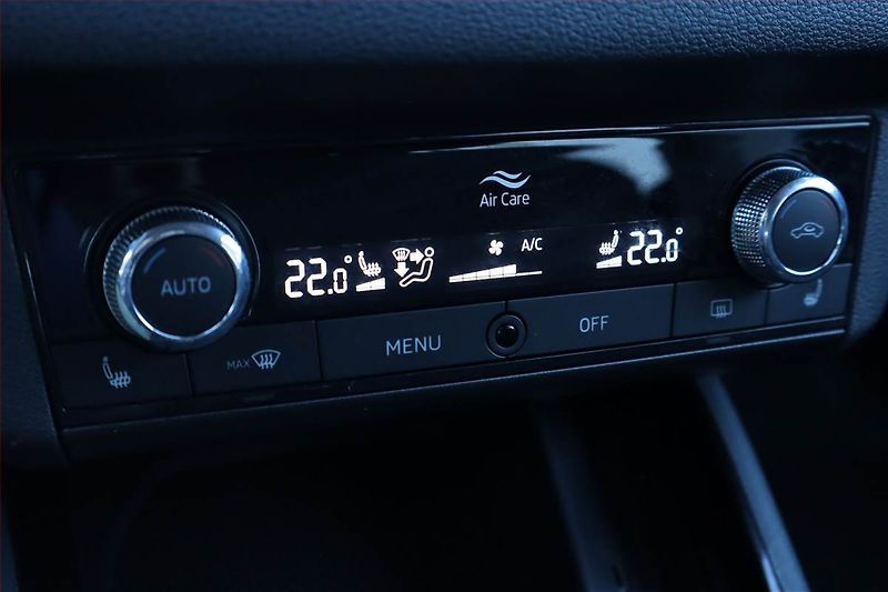 Škoda Scala (2023) Selection 1.5 TSI - fotka 16 z 25