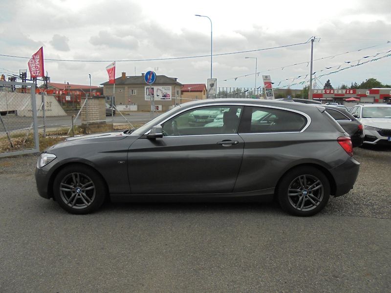 BMW Řada 1 (2014) 116i- NAVIGACE- DIGI A/C- ALU - fotka 4 z 13
