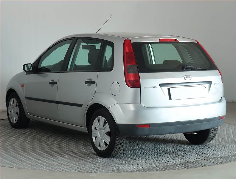 Ford Fiesta (2005) Trend 1.3 i, po STK, Klima - fotka 4 z 14