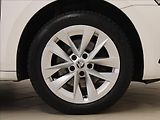 Škoda Octavia 2,0 TDI DSG style 1. maj. CZ - náhled 32