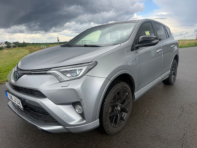 Toyota RAV4 Hybrid EXECUTIVE - fotka 1 z 16