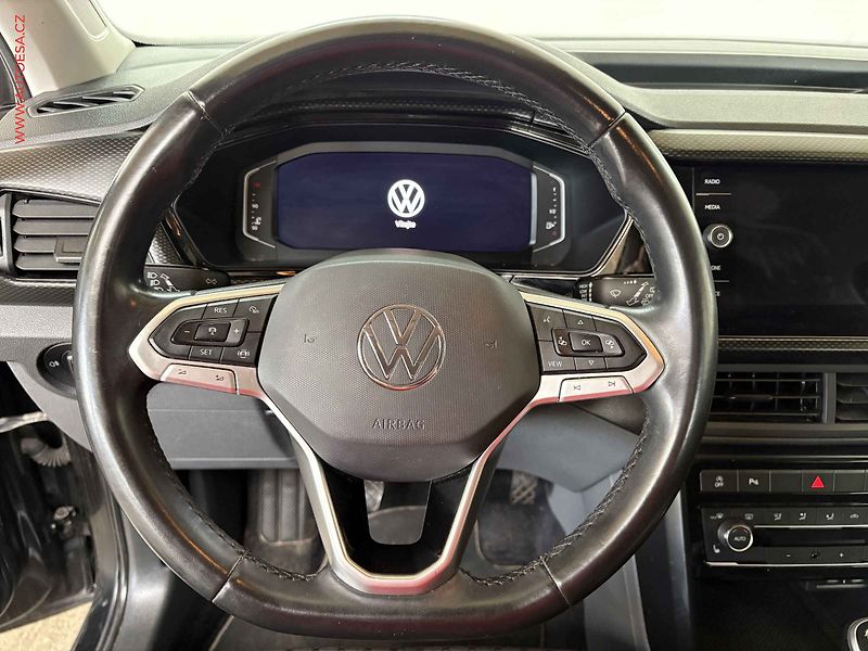Volkswagen T-Cross (2021) 1.0 TSi, navi, autoAC - fotka 16 z 16