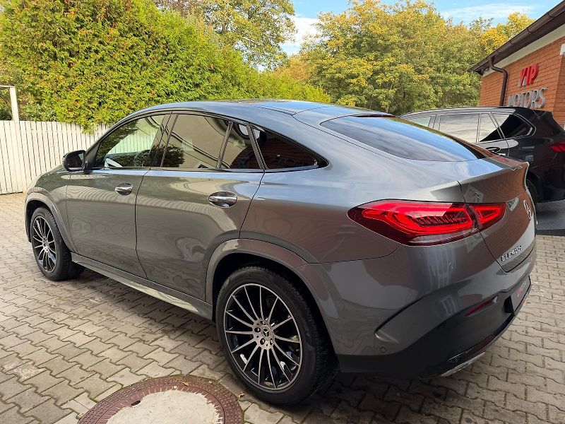 Mercedes-Benz GLE 400d-AMG-R21-PANO-TAŽ-COUPE - fotka 3 z 36