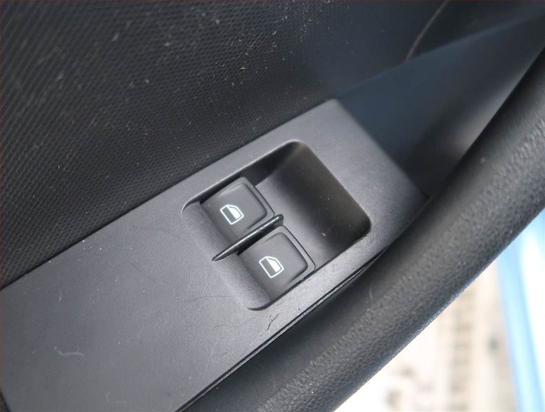 Škoda Rapid (2013) 1.2 TSI, ČR,1.maj - fotka 15 z 16