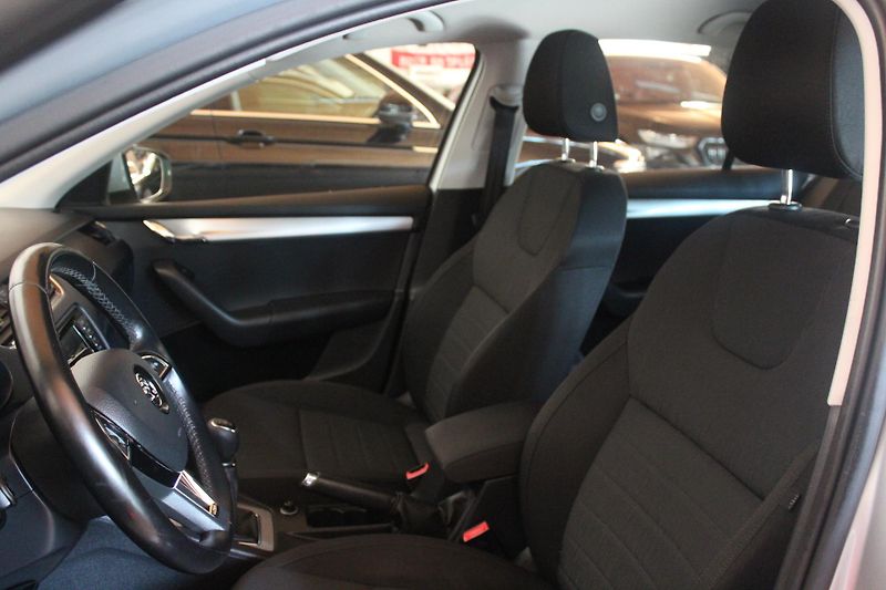 Škoda Octavia (2016) 1.6 TDI 81kw klima ČR - fotka 8 z 22