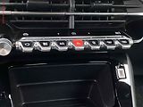 Peugeot 2008 (2024) 1.2 PT, Active, +pneu - náhled 15