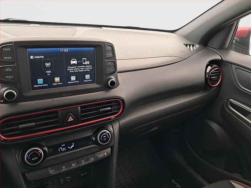 Hyundai Kona (2018) 1.0 T-GDI, ČR,1.maj - fotka 13 z 19