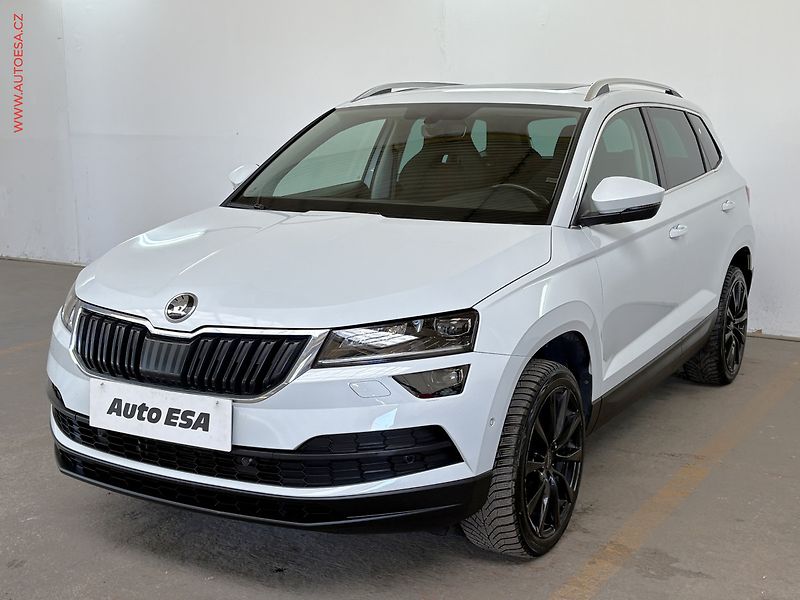 Škoda Karoq (2018) 1.5 TSi, ČR, Style, LED - fotka 3 z 19