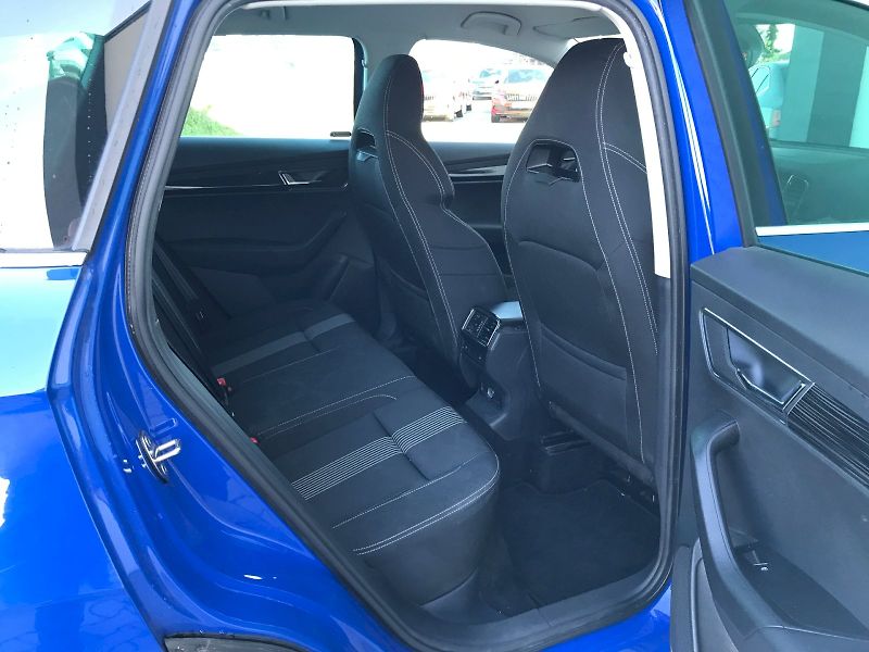 Škoda Karoq (2018) STYLE Plus 4X4 TDI 2.0/110KW 7 - fotka 11 z 28