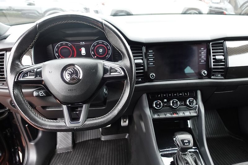 Škoda Kodiaq 2.0TDI 140kW Sportline 4x4 DSG - fotka 15 z 32