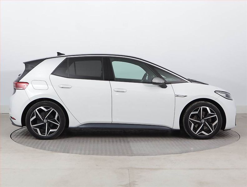Volkswagen ID.3 (2020) 1st (62 kWh), SoH 89% - fotka 6 z 21