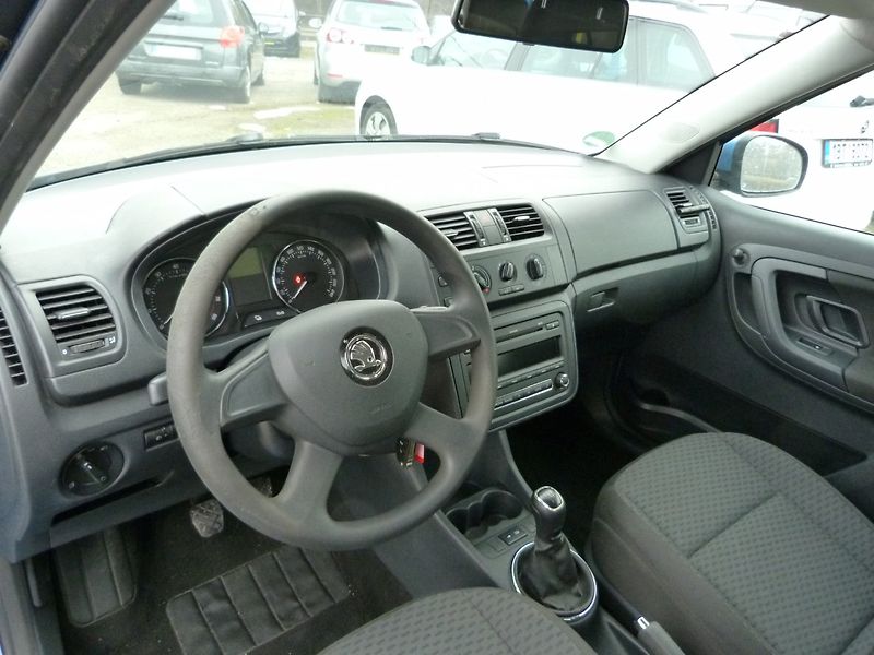 Škoda Fabia 1.2 Tsi - fotka 10 z 19