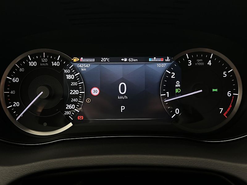 Jaguar E-Pace P200 S AWD AUT CZ - fotka 23 z 46