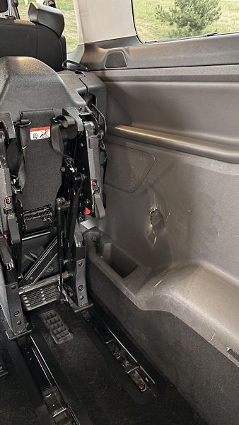 Ford Tourneo Custom (2020) TITANIUM L2 2.0 96kW, odpočet, - fotka 10 z 38