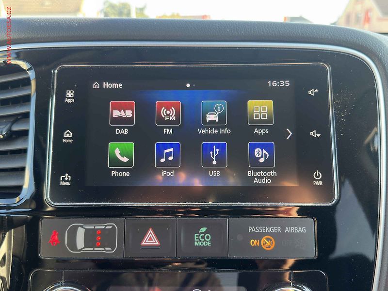 Mitsubishi Outlander (2017) 2.0 MIVEC, Edition, AT, TZ - fotka 14 z 20