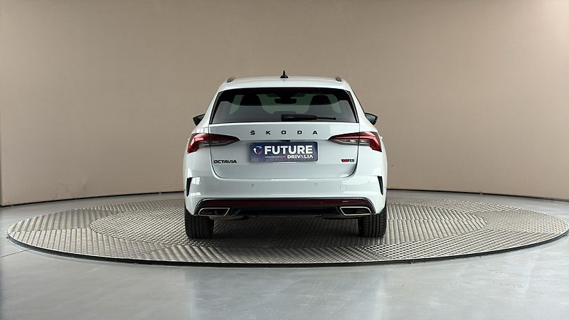 Škoda Octavia 2.0 TDI DSG 4x4 RS Combi - fotka 5 z 27