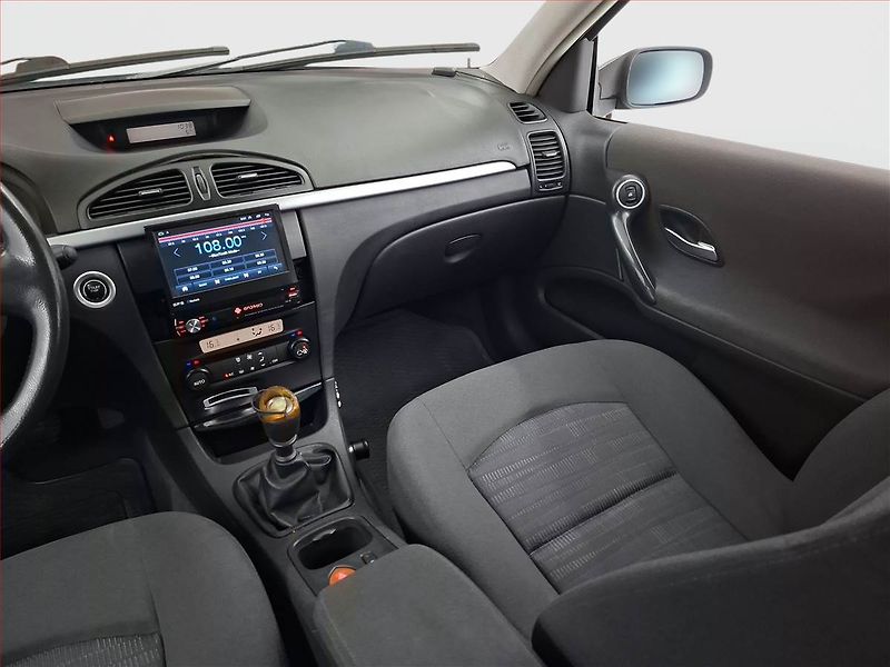 Renault Laguna (2007) 1.9 dCi, po STK, udržované - fotka 8 z 16