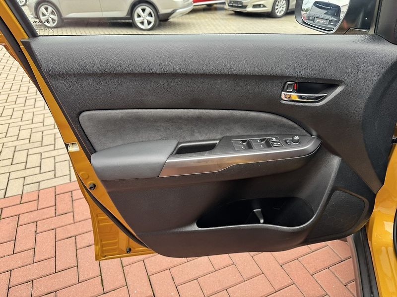 Suzuki Vitara (2020) 1.4i BoosterJet AllGrip LED - fotka 28 z 49