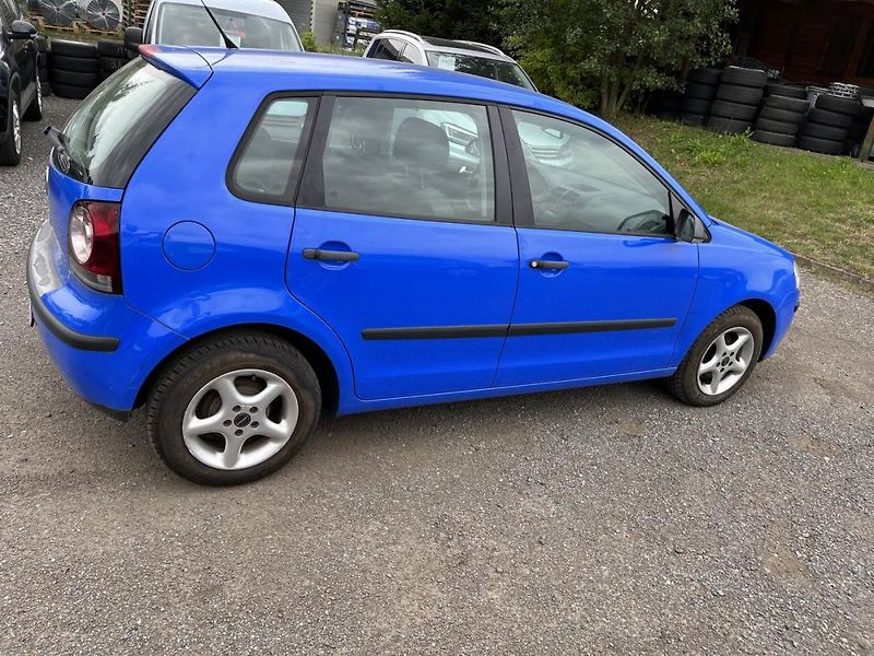Volkswagen Polo 1.2i - fotka 6 z 17