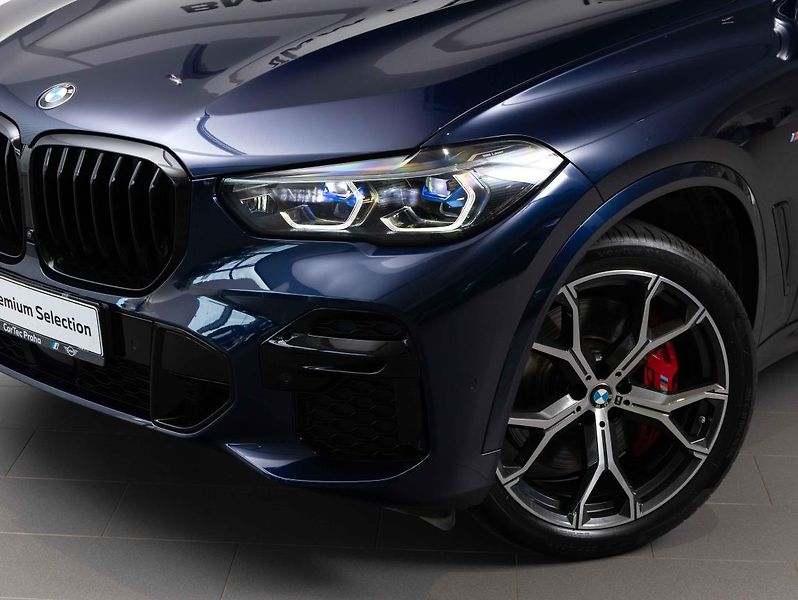 BMW X5 xDrive40d - fotka 7 z 23