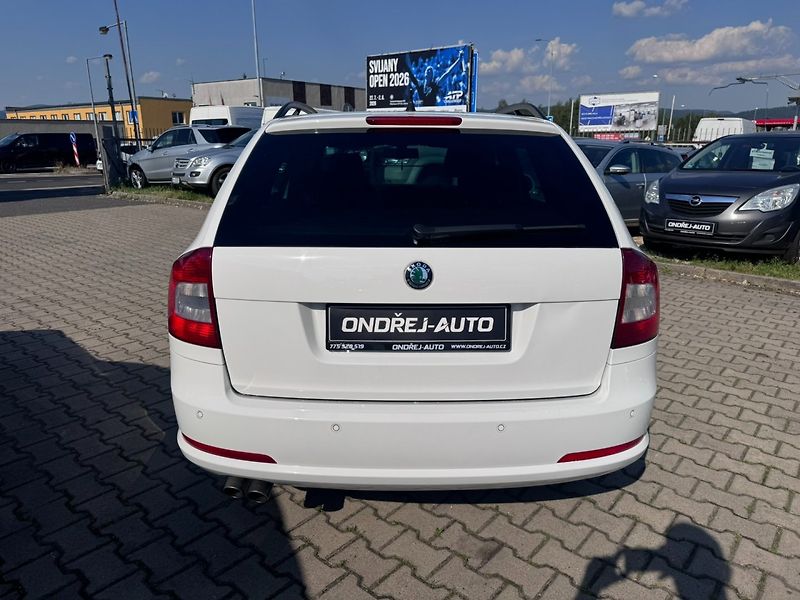 Škoda Octavia (2010) RS DSG 2,0 TSI 147 KW STK - fotka 4 z 50