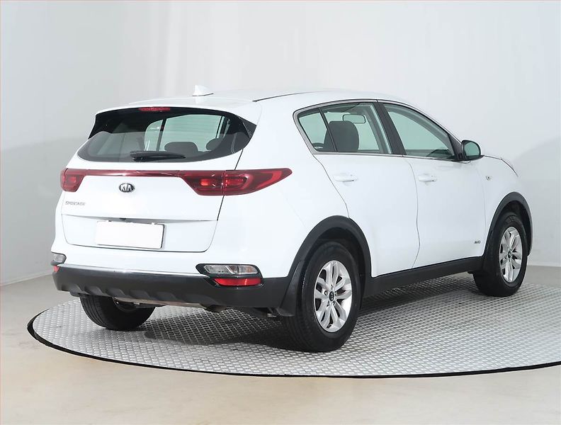 Kia Sportage (2021) 1.6 T-GDI, 4X4, Serv.kniha - fotka 5 z 15