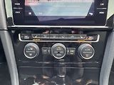 Volkswagen Golf (2017) 1.4TSi HighLine LED Navi Pano - náhled 9