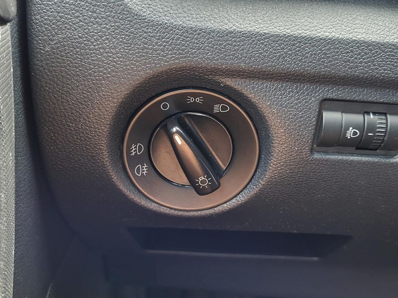Škoda Roomster 1.2 TSI 63kW AMBIENTE - fotka 18 z 43