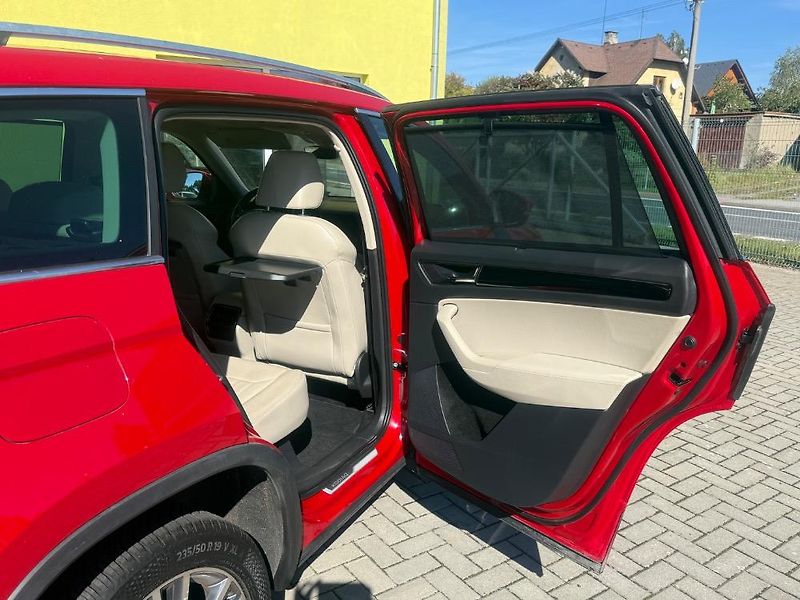 Škoda Kodiaq (2019) 2,0 TDi DSG4x4 Laurin&Klement  - fotka 10 z 53