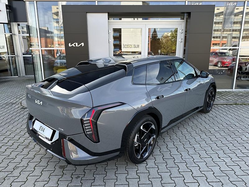 Kia EV4 (2025) GT-LINE 81,4 kWh + V2L - fotka 3 z 6