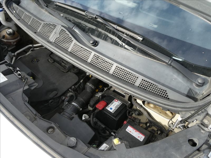 Citroën Jumpy 2,0 HDi 110kW závěs, 2x kola - fotka 36 z 40