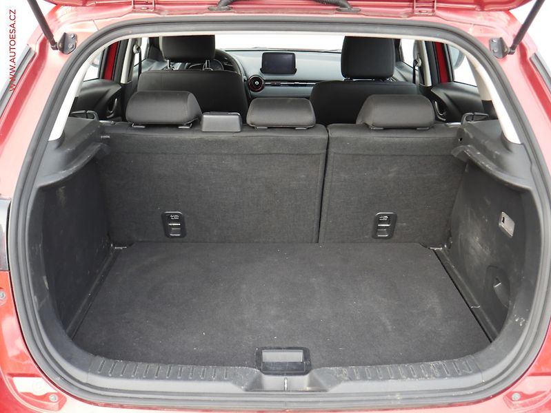 Mazda CX-3 (2017) 2.0i, ČR, AC, navi, park - fotka 7 z 16