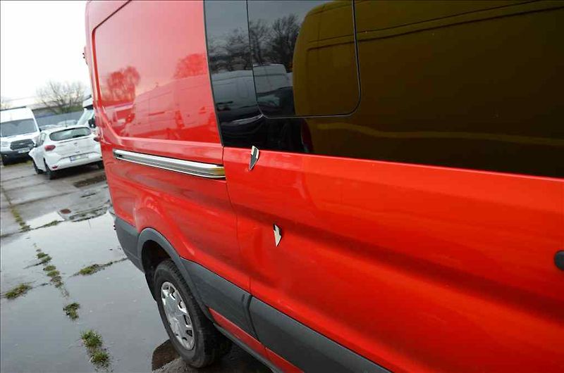Ford Transit (2017) 2,0 TDCI - fotka 23 z 26