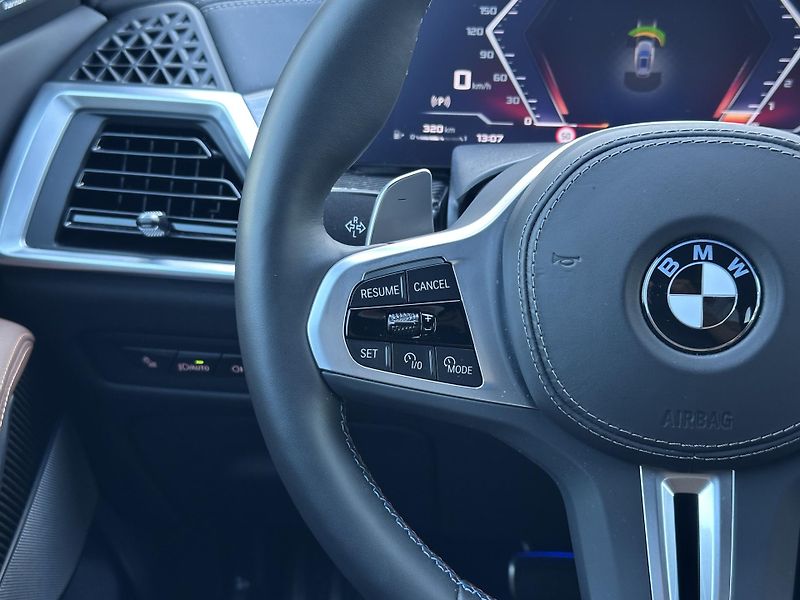 BMW X5 M60i xDrive - fotka 11 z 31