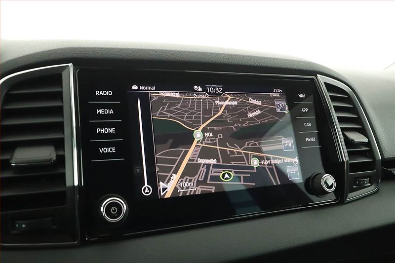 Škoda Karoq (2022) 1.5 TSI - fotka 11 z 16
